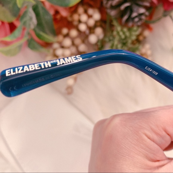 Elizabeth And James Allen Sunglasses - Picture 5 of 8